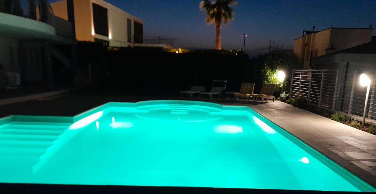Hotel just blue à Montesilvano Marina Extérieur photo